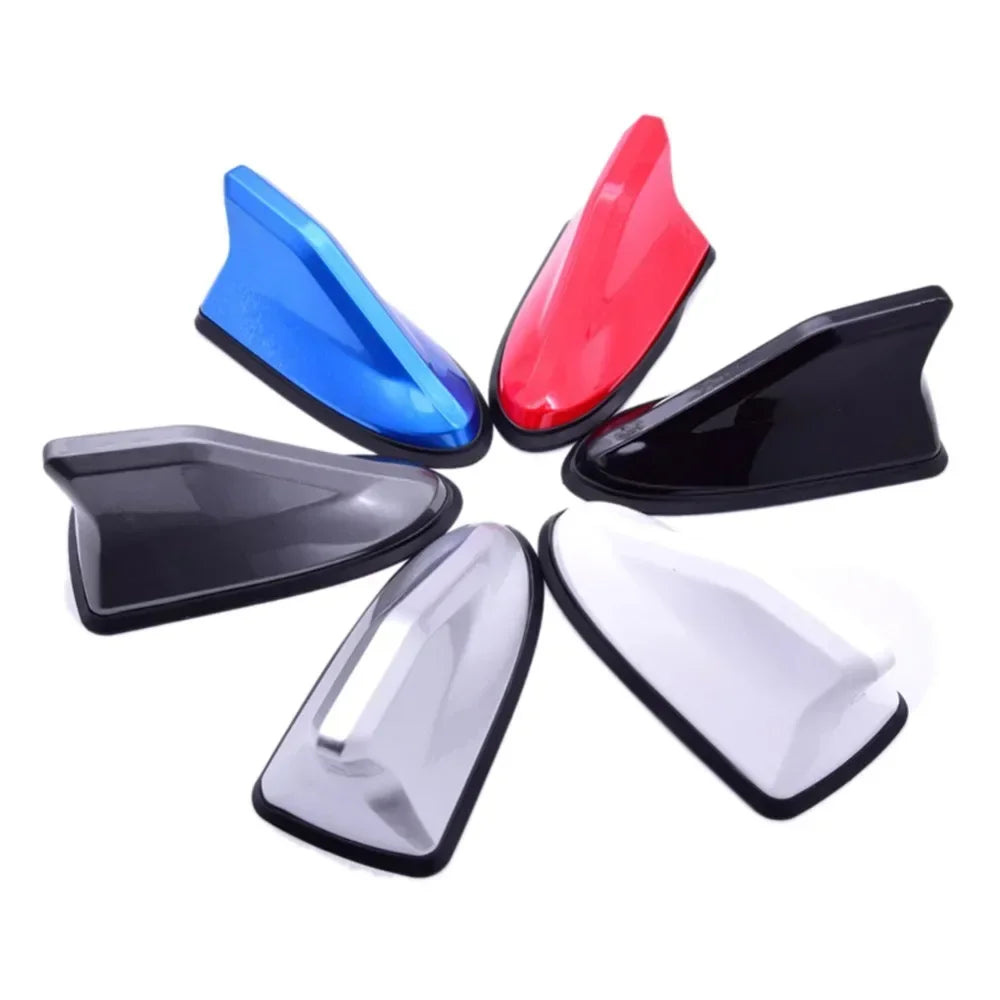 Carbon Fiber Look Car Roof Top Mount Shark Fin Aerial Antenna Toppers Auto Radio AM FM Antenna Signal Amplifier Aerial Universal